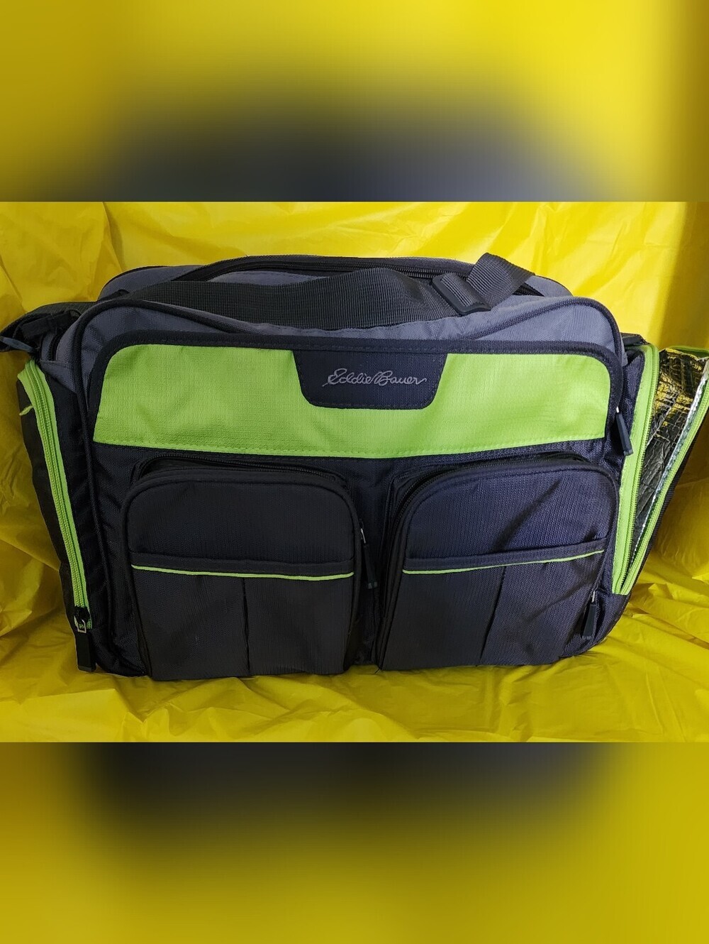 Eddie Bauer Duffle Bag Carrying Strap Insulated Bottle Holder Many Compartments.